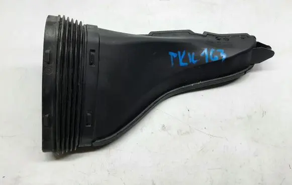 Audi A7 S7 4K8 Air intake hose/pipe 4G0129624E