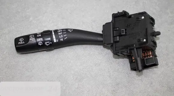 Hyundai Santa Fe Wiper control stalk 200002934