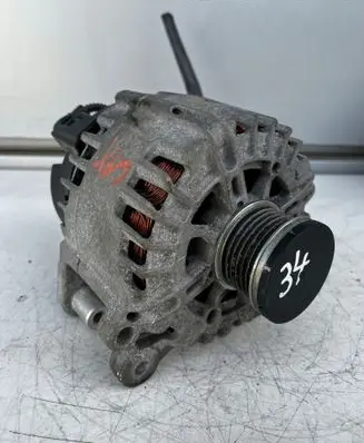 Volkswagen Tiguan Generator/alternator 03C903025D