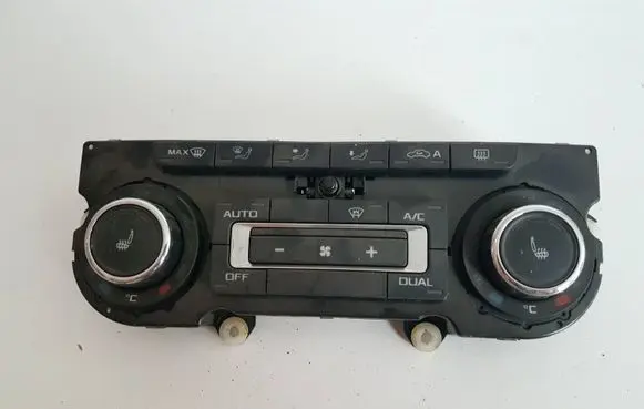 Skoda Yeti (5L) Climate control unit 3T0907044CJ 5HB00974999 SW0709