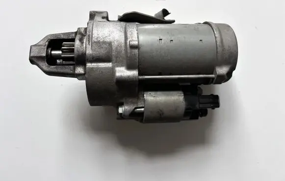 BMW 5 F10 F11 Starter motor 12417556131 7556131 755613101