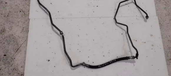 Mercedes-Benz CLS C218 X218 Turbo turbocharger oiling pipe/hose 