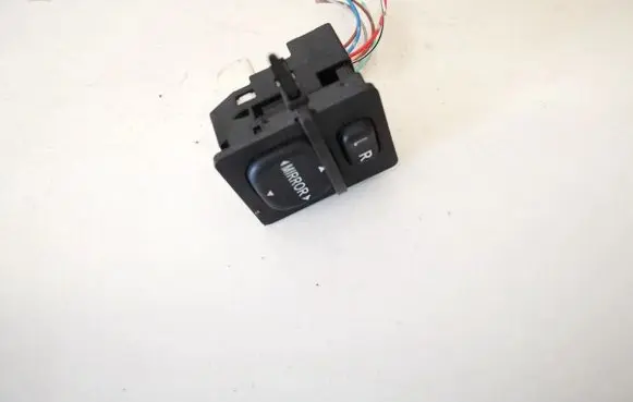 Toyota RAV 4 (XA20) Wing mirror switch 183574