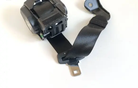 BMW X6 F16 Rear seatbelt 7376130
