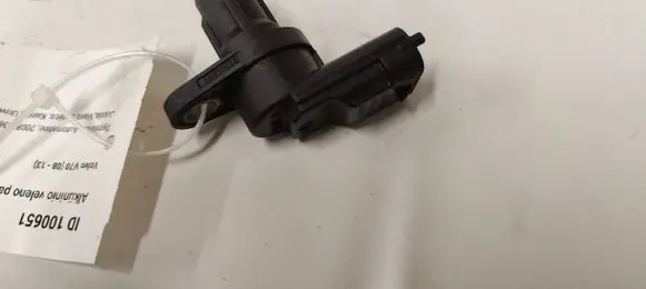 Volvo V70 Crankshaft position sensor 0232103063 8658726