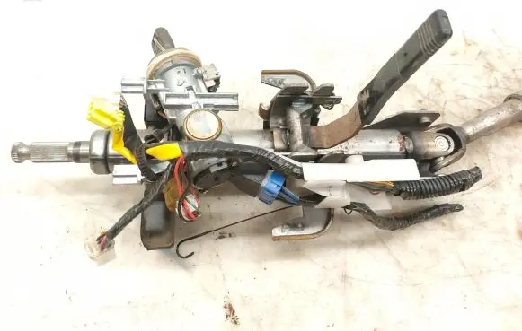 Steering wheel axle set