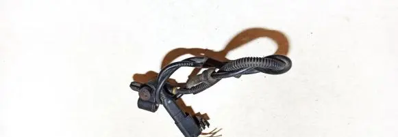 Ford Mondeo MK I ABS brake wheel speed sensor 93bb2b372ah
