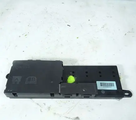 Jaguar XJ X351 Fuse box set 318986023