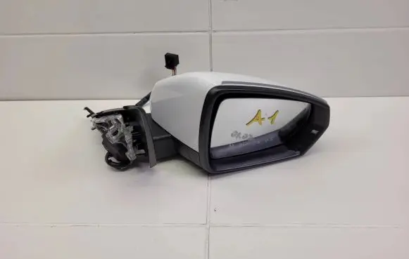 Audi A1 Front door electric wing mirror 82B857409