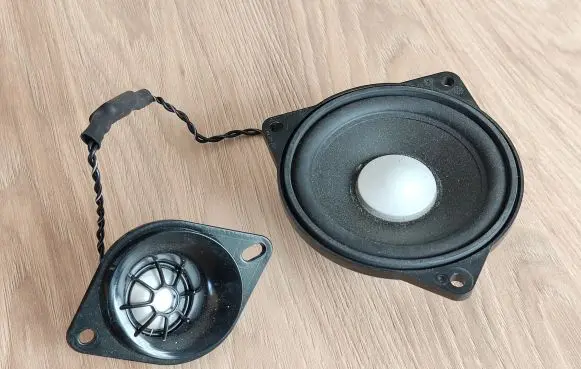 BMW M4 F82 F83 Parcel shelf speaker 9226358 65139226358 9368383