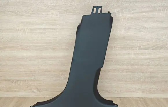 BMW 4 G22 G23 G24 G26 (B) pillar trim (bottom) 7490760