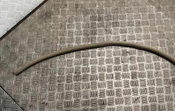 Nissan Terrano Rear door rubber seal (on body) 