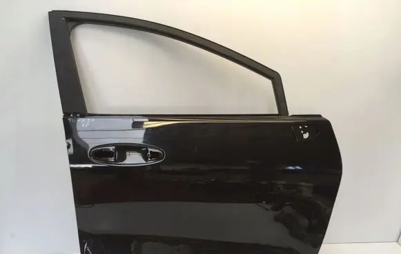 Ford Puma Front door