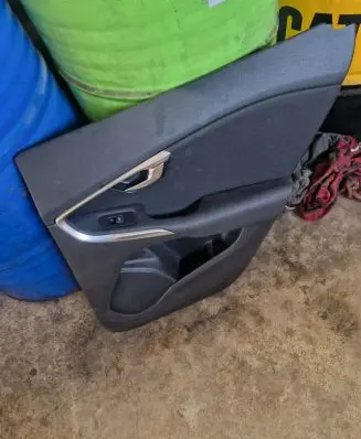 Volvo V40 Rear door card panel trim