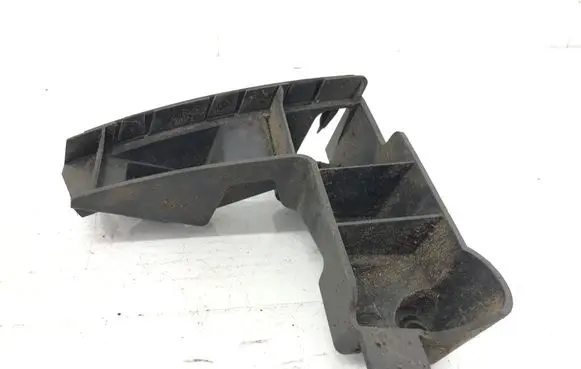 Volvo XC70 Rear bumper mounting bracket 30678650