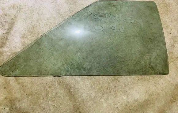 Ford Escort Rear side window