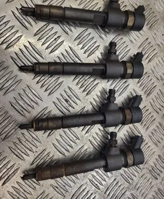 Fuel injectors set