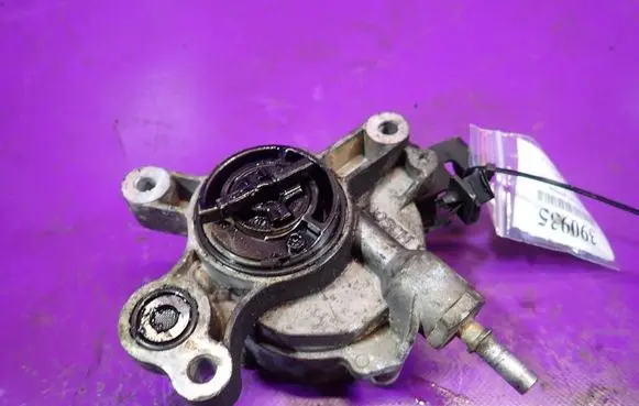 Peugeot 307 CC Vacuum pump 