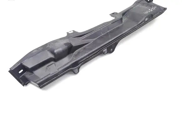 BMW X4M F98 Windshield trim 7417387 51717417387