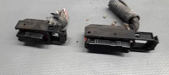 Peugeot 107 Engine ECU kit and lock set 0261208704