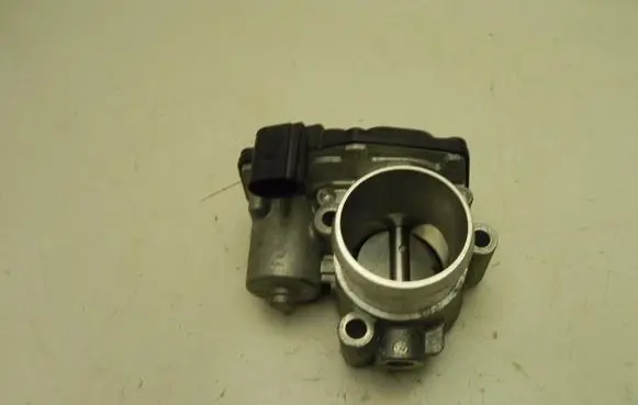 Ford Focus Throttle body valve 50989002 VD7643