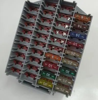 Volvo V70 Fuse box set 9162439