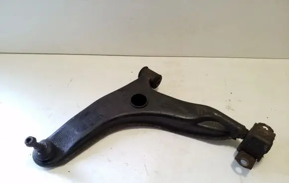 Volvo S40, V40 Front lower control arm/wishbone