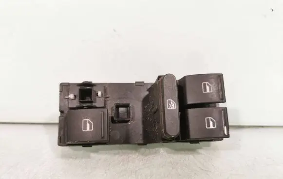 Skoda Octavia Mk2 (1Z) Electric window control switch 1Z0959858B 159701S