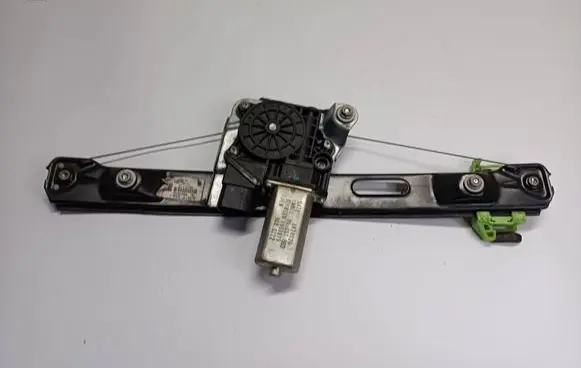 BMW 1 E81 E87 Rear door window regulator with motor 7067798 13262410 37115000