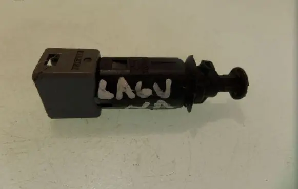Clutch pedal sensor