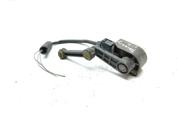 Volkswagen Touareg I Front height sensor lever 7L0616571 15160100022