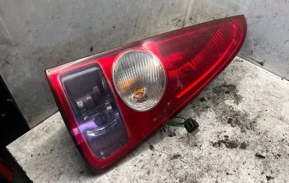 Rear/tail lights
