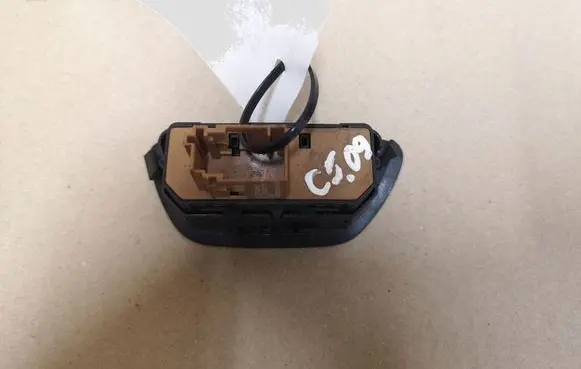 Citroen C5 Other switches/knobs/shifts 9682436777