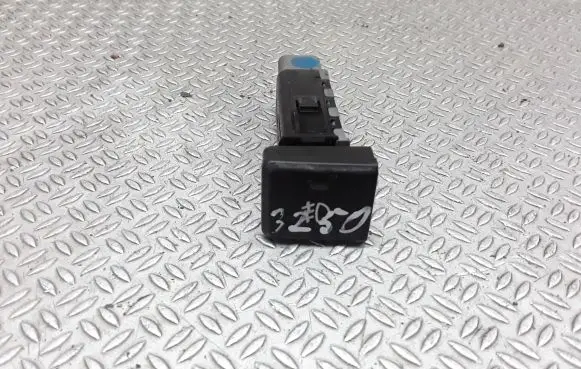 KIA Carens I Fog light switch 