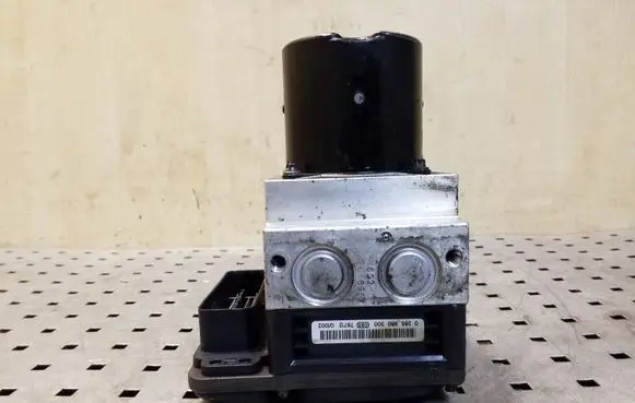 BMW X5 E70 ABS Pump 0265960300 3451678236201 3452678236301