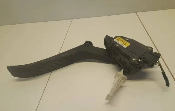 Audi Q7 4L Accelerator throttle pedal 7L0723507C 6PV00802626
