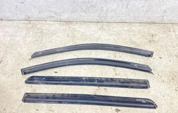 Hyundai Santa Fe Front door wind deflector 