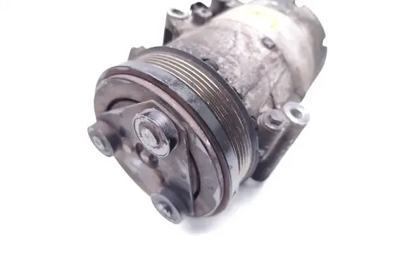 Ford Mondeo MK IV Air conditioning (A/C) compressor (pump) 3M5H-19D629-DE