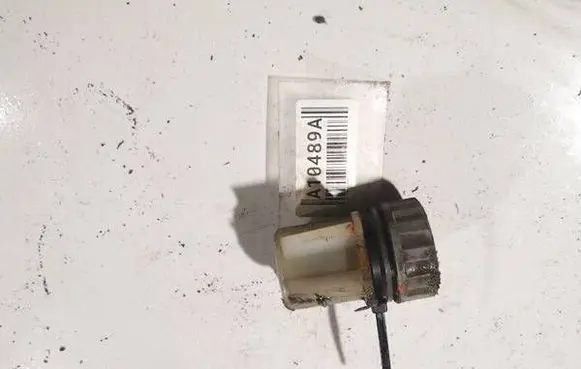 Honda Civic Brake fluid reservoir 