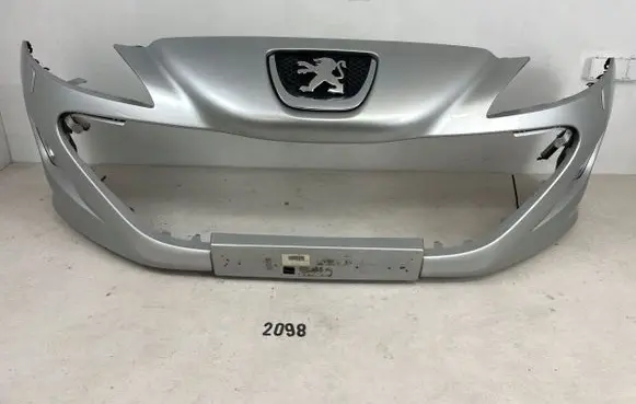 Peugeot 308 Front bumper 9681848777