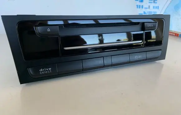 Audi S5 Facelift Radio/CD/DVD/GPS head unit 8R1035664G 8K1959673M 8K2959674F