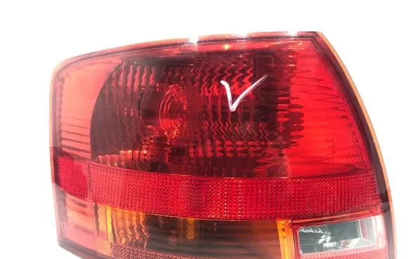Audi A4 S4 B7 8E 8H Rear/tail lights 8E9945095E