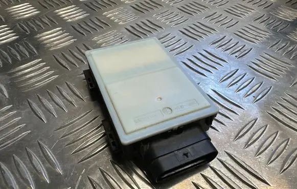 BMW 3 G20 G21 Blind spot module 5A84CE7 001004000 28804609