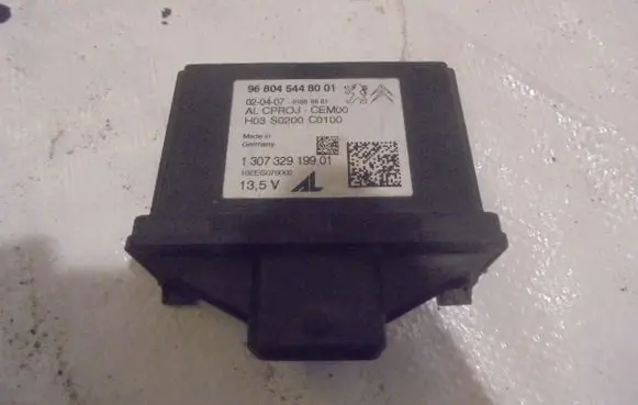 Peugeot 308 Xenon control unit/module 9680454480
