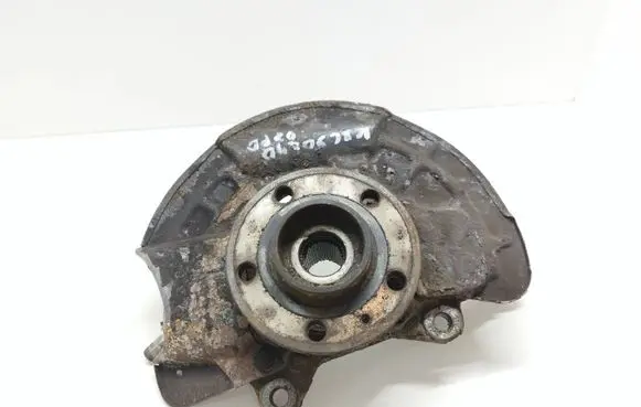 Volvo XC90 Front wheel hub P31200297 T182082