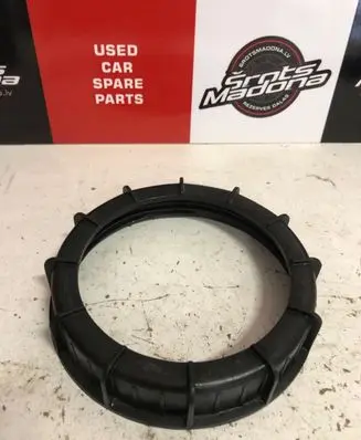 Volvo C30 In tank fuel pump screw locking ring/nut 2S619C385AA