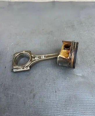 Audi A4 S4 B8 8K Piston with connecting rod 06DD