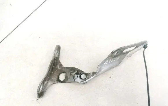 Honda Stream Engine bonnet/hood hinges