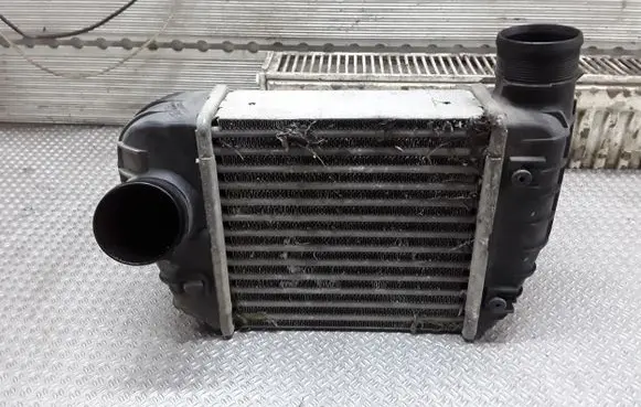 Audi A6 S6 C6 4F Intercooler radiator 4F0145805S