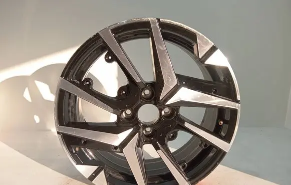 Peugeot 208 II R17 alloy rim 9851308480